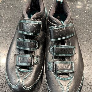 Bontrager spin shoes size 9.5